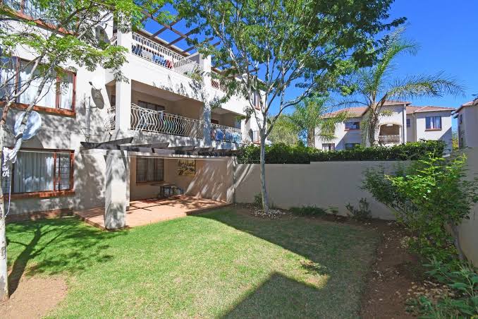 To Let 2 Bedroom Property for Rent in Sunninghill Gauteng
