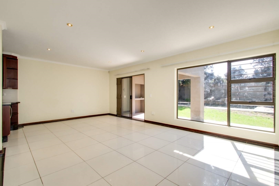 To Let 3 Bedroom Property for Rent in Kyalami Glen Estate Gauteng
