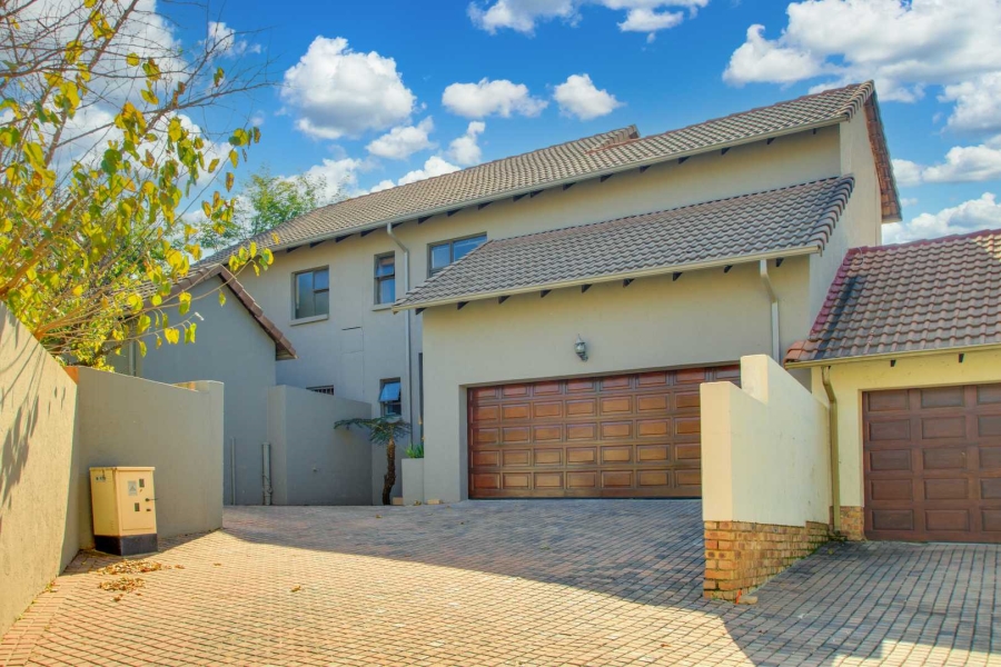 To Let 3 Bedroom Property for Rent in Kyalami Glen Estate Gauteng