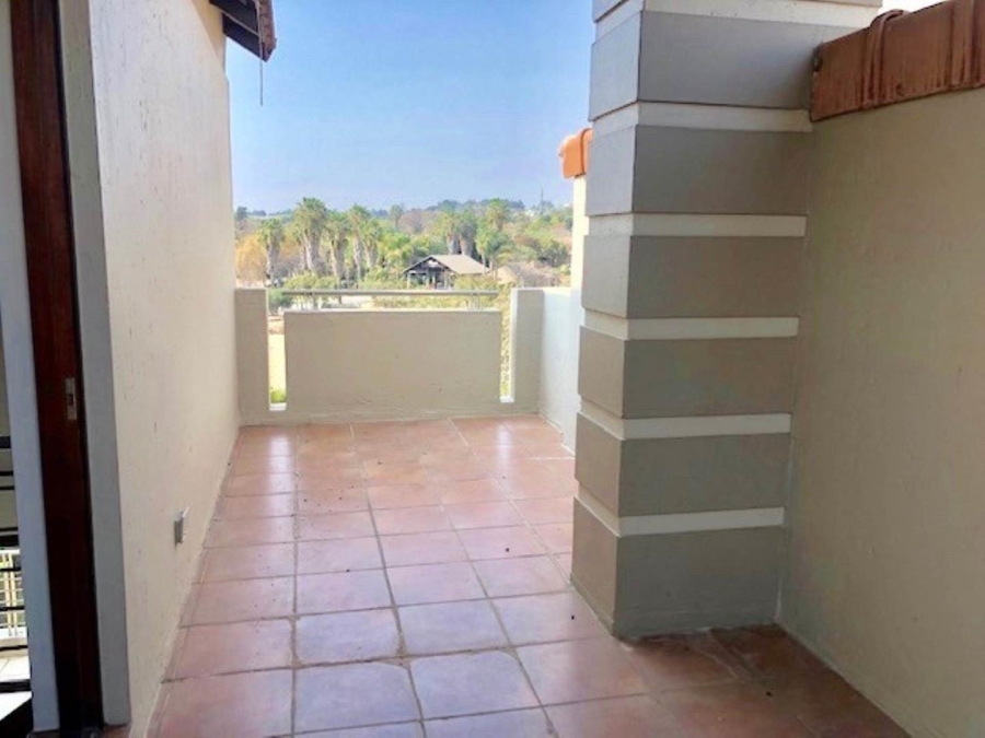 To Let 2 Bedroom Property for Rent in Fourways Gauteng