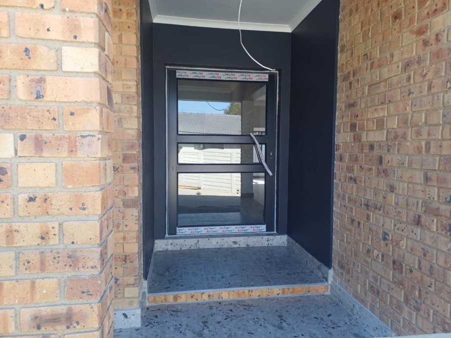 4 Bedroom Property for Sale in Brackenhurst Gauteng