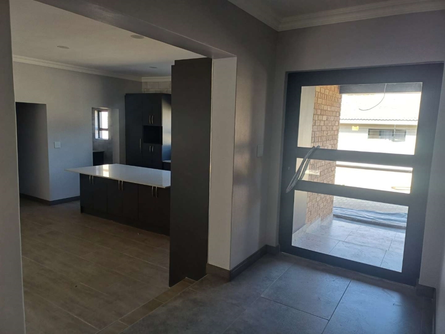 4 Bedroom Property for Sale in Brackenhurst Gauteng