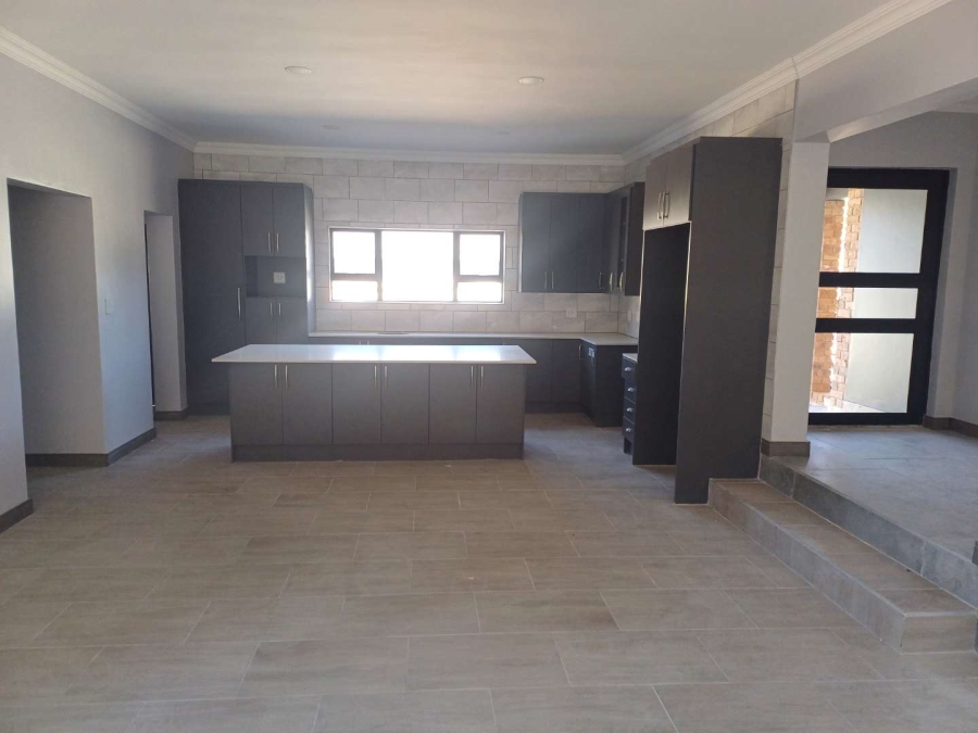 4 Bedroom Property for Sale in Brackenhurst Gauteng