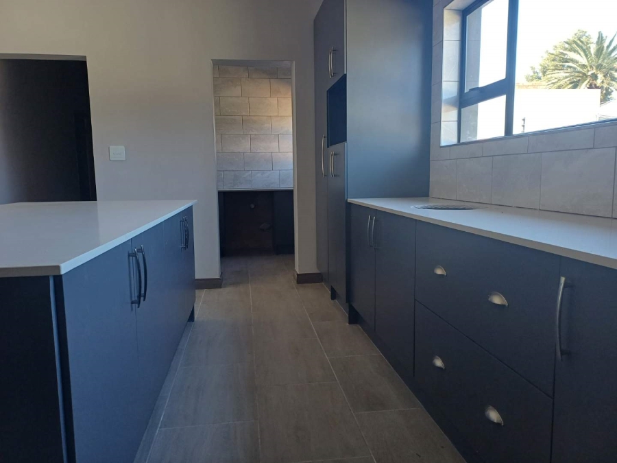 4 Bedroom Property for Sale in Brackenhurst Gauteng