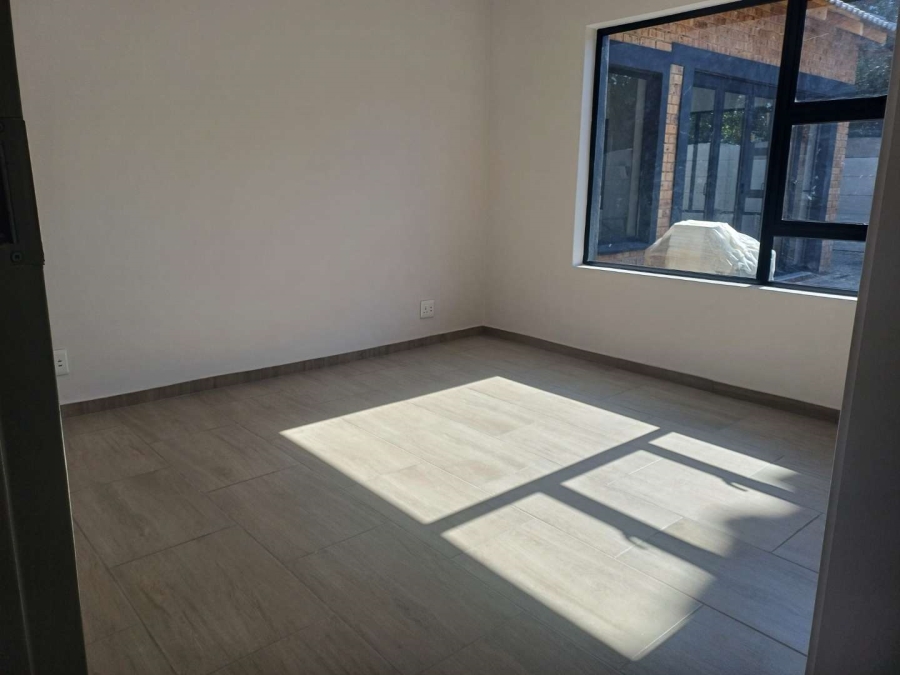 4 Bedroom Property for Sale in Brackenhurst Gauteng