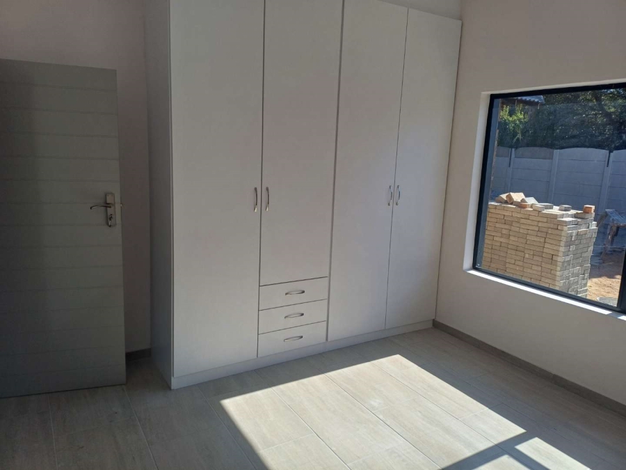 4 Bedroom Property for Sale in Brackenhurst Gauteng