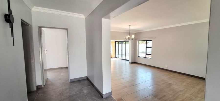 4 Bedroom Property for Sale in Brackenhurst Gauteng