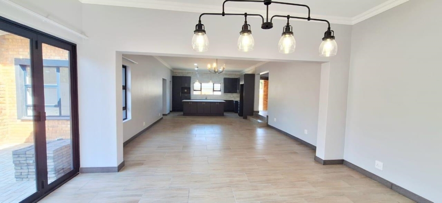 4 Bedroom Property for Sale in Brackenhurst Gauteng