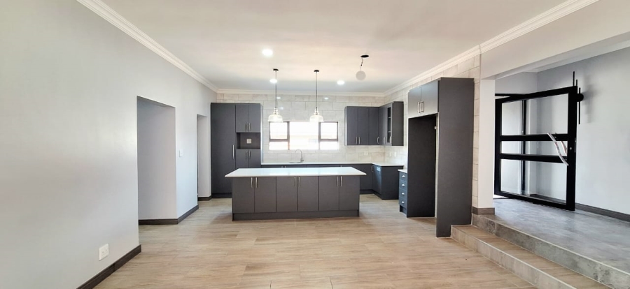 4 Bedroom Property for Sale in Brackenhurst Gauteng