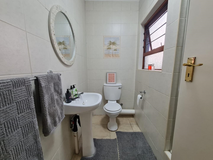 2 Bedroom Property for Sale in Glenvista Gauteng