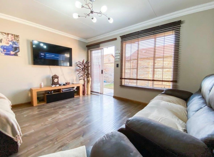 2 Bedroom Property for Sale in Brentwood Park Gauteng