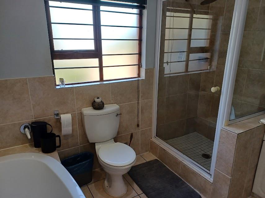3 Bedroom Property for Sale in Oakdene Gauteng