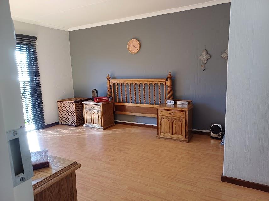 3 Bedroom Property for Sale in Oakdene Gauteng