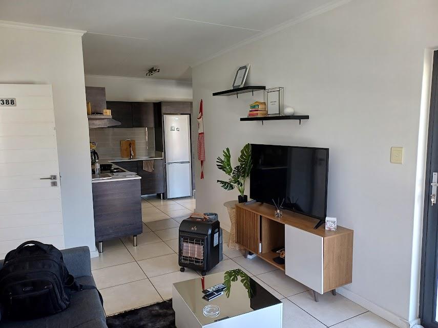 1 Bedroom Property for Sale in Oakdene Gauteng