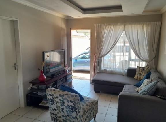 3 Bedroom Property for Sale in Dawn Park Gauteng