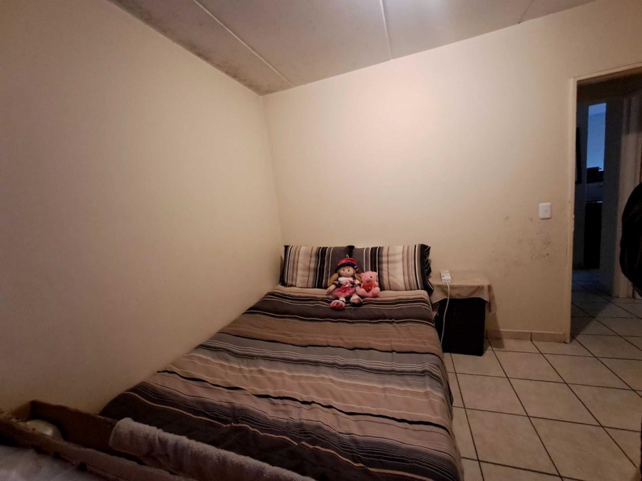 To Let 2 Bedroom Property for Rent in Kosmosdal Gauteng