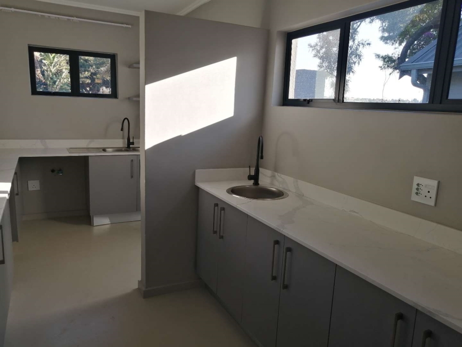 To Let 3 Bedroom Property for Rent in Morningside Manor Gauteng