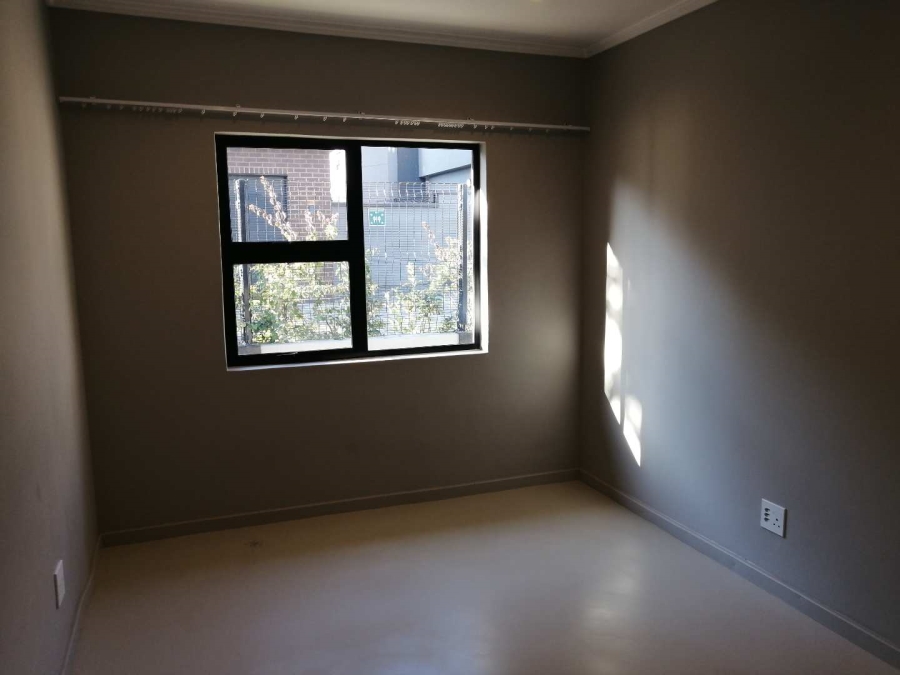 To Let 3 Bedroom Property for Rent in Morningside Manor Gauteng