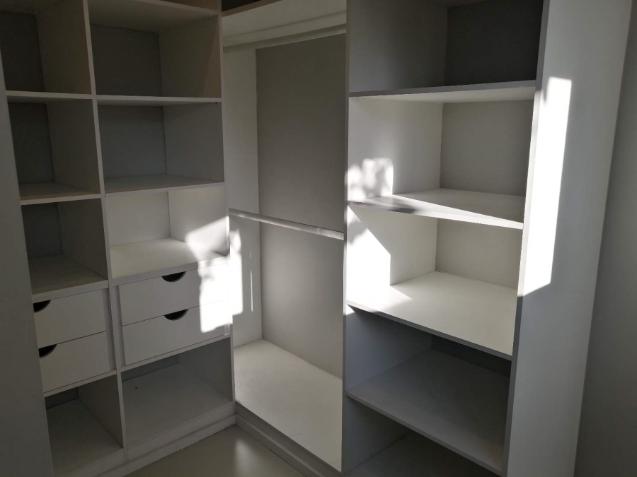 To Let 3 Bedroom Property for Rent in Morningside Manor Gauteng