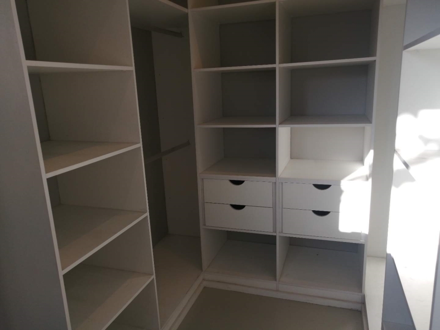 To Let 3 Bedroom Property for Rent in Morningside Manor Gauteng