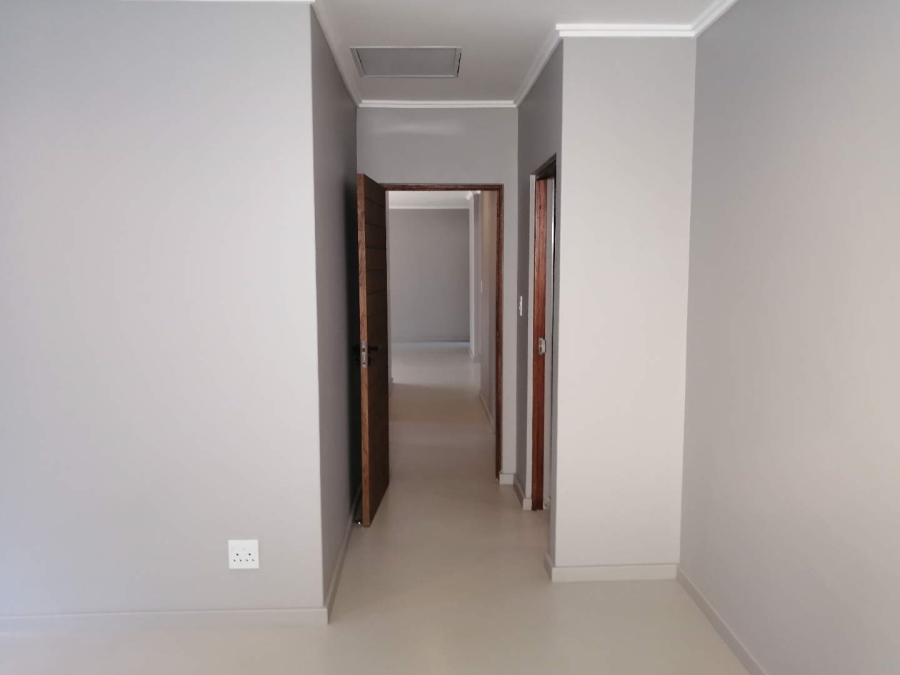 To Let 3 Bedroom Property for Rent in Morningside Manor Gauteng