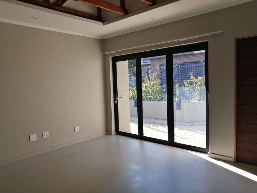 To Let 3 Bedroom Property for Rent in Morningside Manor Gauteng