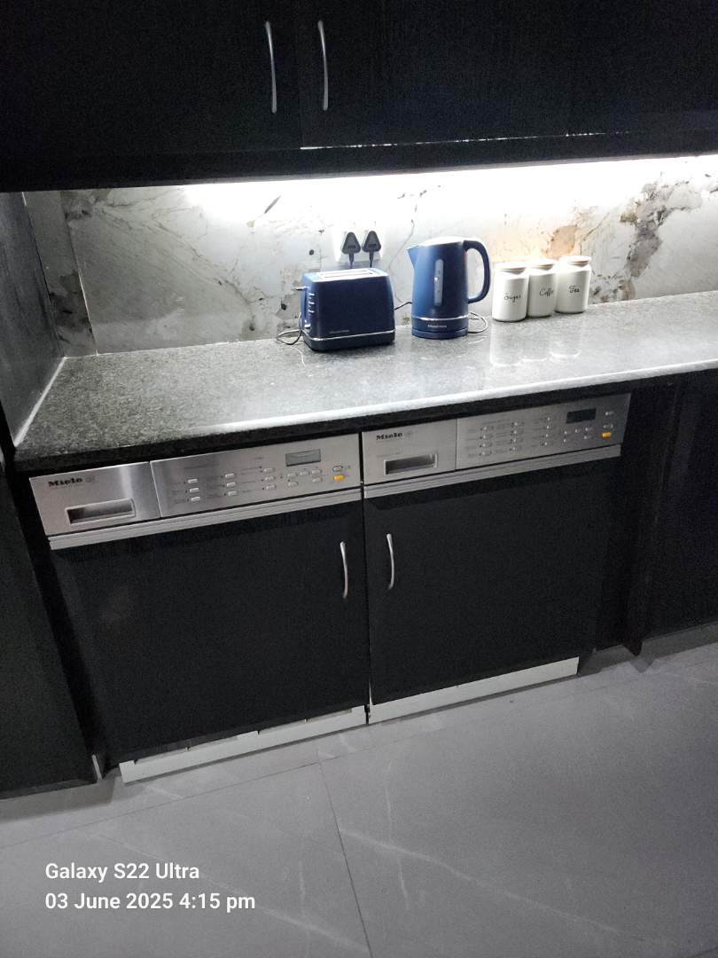 To Let 2 Bedroom Property for Rent in Morningside Gauteng