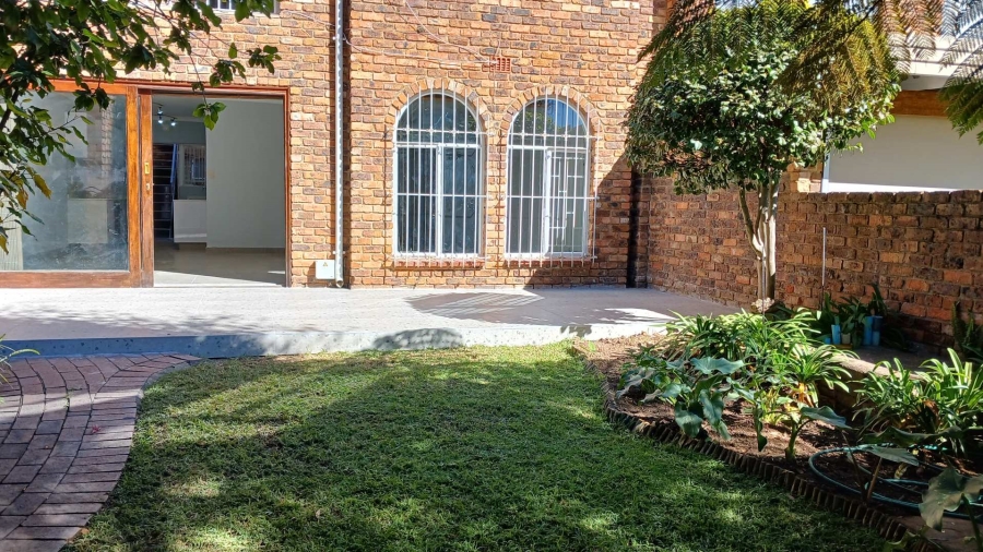To Let 3 Bedroom Property for Rent in River Club Gauteng