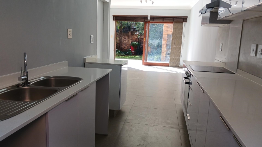 To Let 3 Bedroom Property for Rent in River Club Gauteng