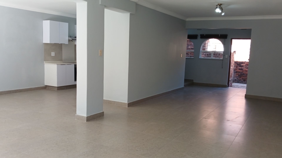 To Let 3 Bedroom Property for Rent in River Club Gauteng