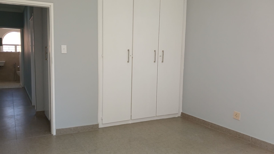 To Let 3 Bedroom Property for Rent in River Club Gauteng