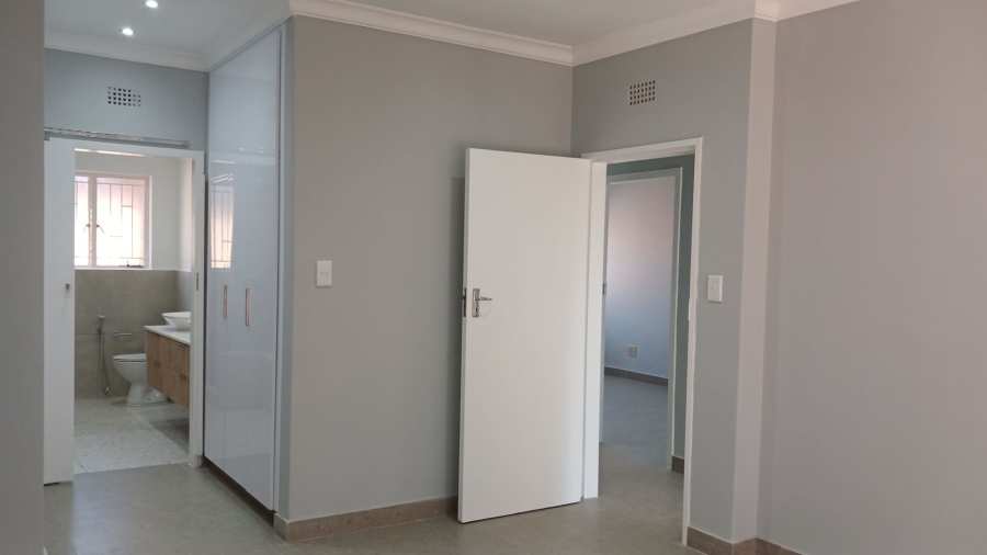 To Let 3 Bedroom Property for Rent in River Club Gauteng