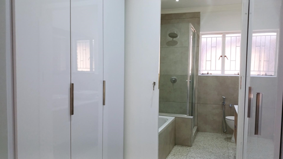 To Let 3 Bedroom Property for Rent in River Club Gauteng