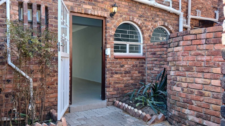 To Let 3 Bedroom Property for Rent in River Club Gauteng