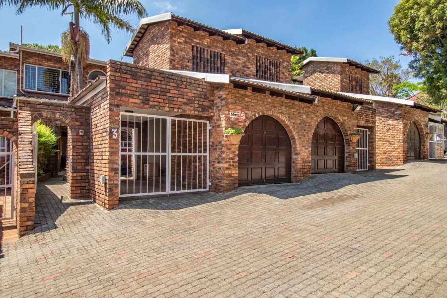To Let 3 Bedroom Property for Rent in River Club Gauteng