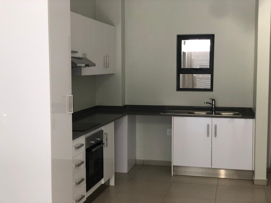 To Let 2 Bedroom Property for Rent in North Riding Gauteng