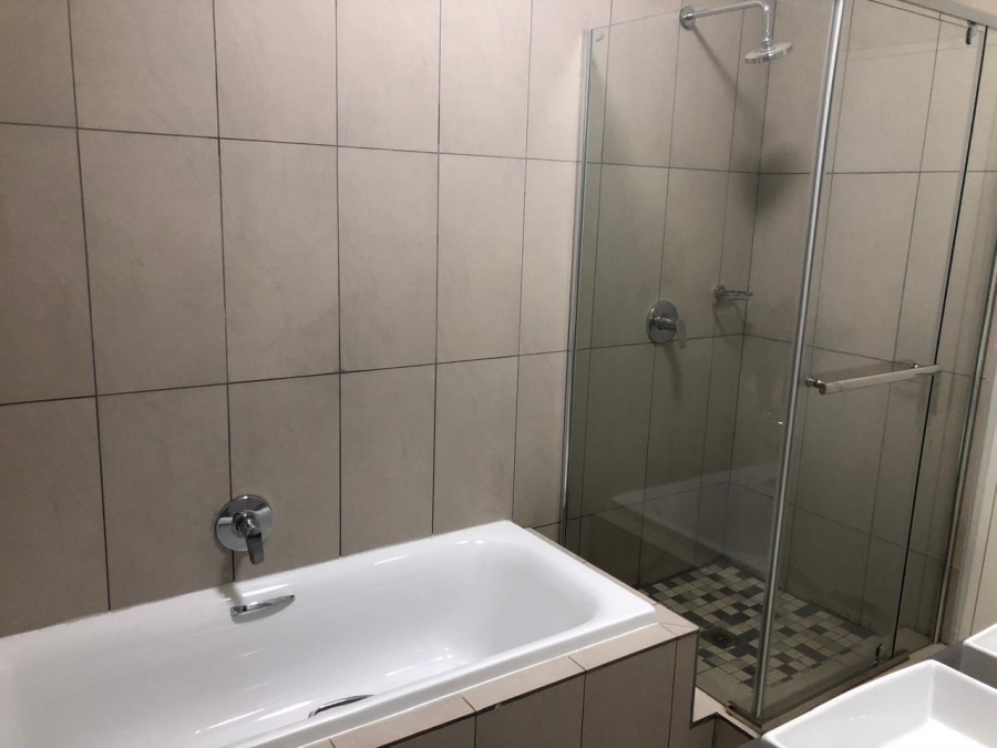 To Let 2 Bedroom Property for Rent in North Riding Gauteng