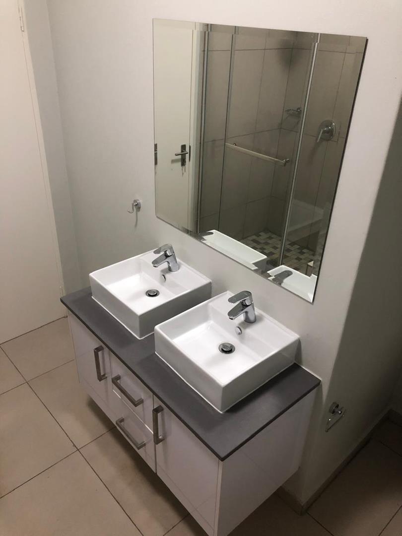 To Let 2 Bedroom Property for Rent in North Riding Gauteng
