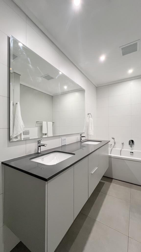 To Let 2 Bedroom Property for Rent in Midstream Estate Gauteng