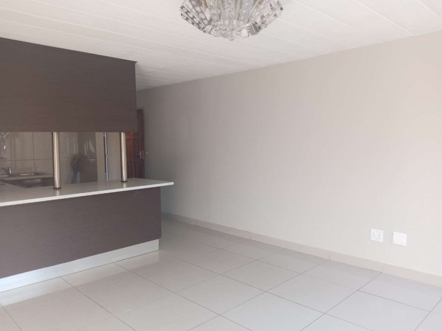 To Let 2 Bedroom Property for Rent in Bedfordview Gauteng
