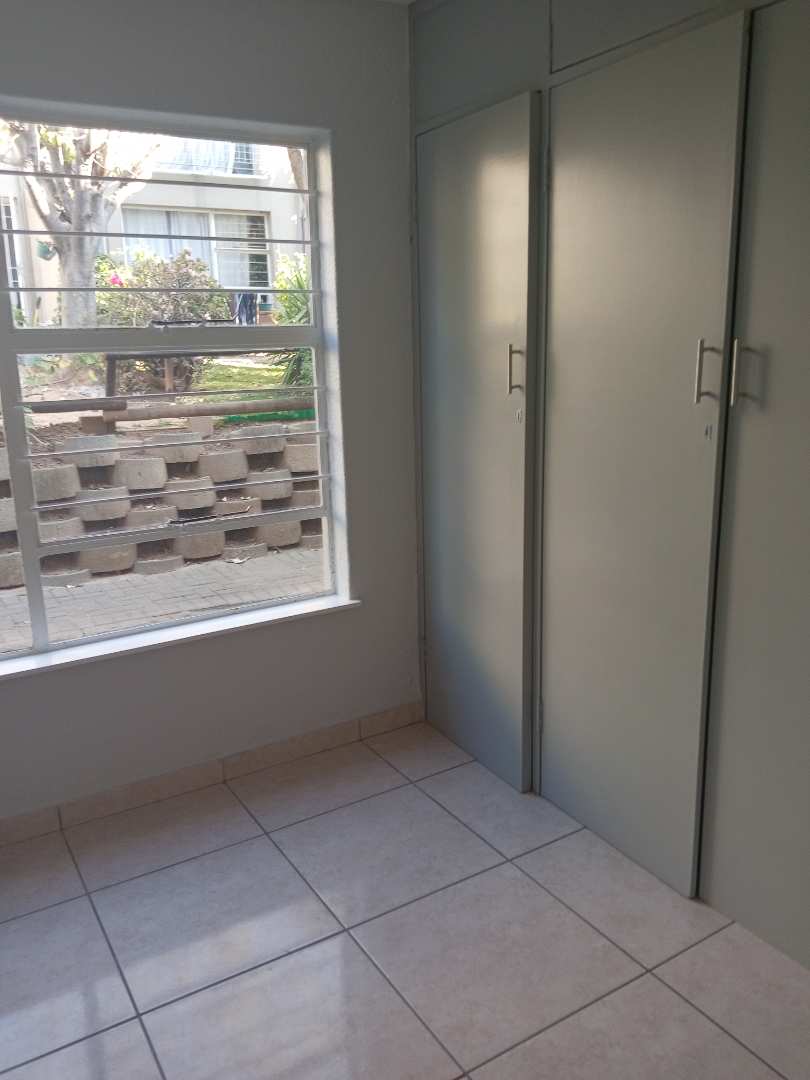 To Let 2 Bedroom Property for Rent in Bedfordview Gauteng