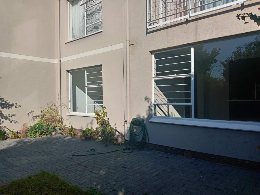 To Let 2 Bedroom Property for Rent in Bedfordview Gauteng