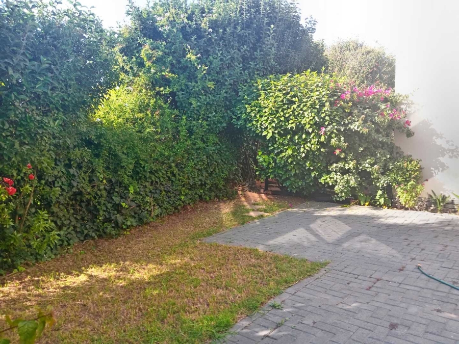 To Let 2 Bedroom Property for Rent in Bedfordview Gauteng