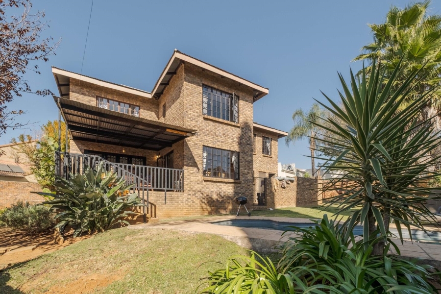 4 Bedroom Property for Sale in Moreleta Park Gauteng