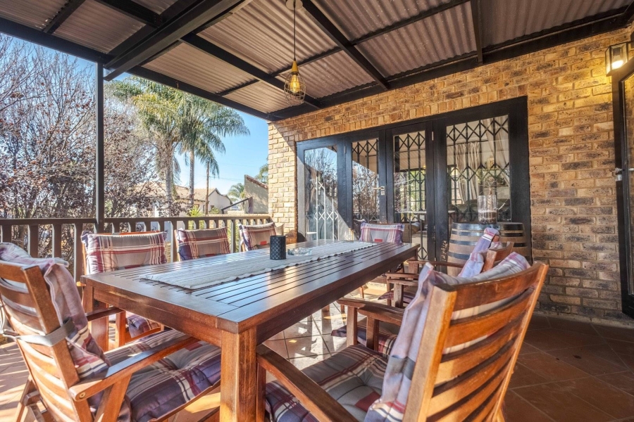 4 Bedroom Property for Sale in Moreleta Park Gauteng