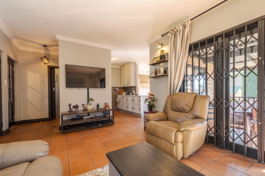 4 Bedroom Property for Sale in Moreleta Park Gauteng
