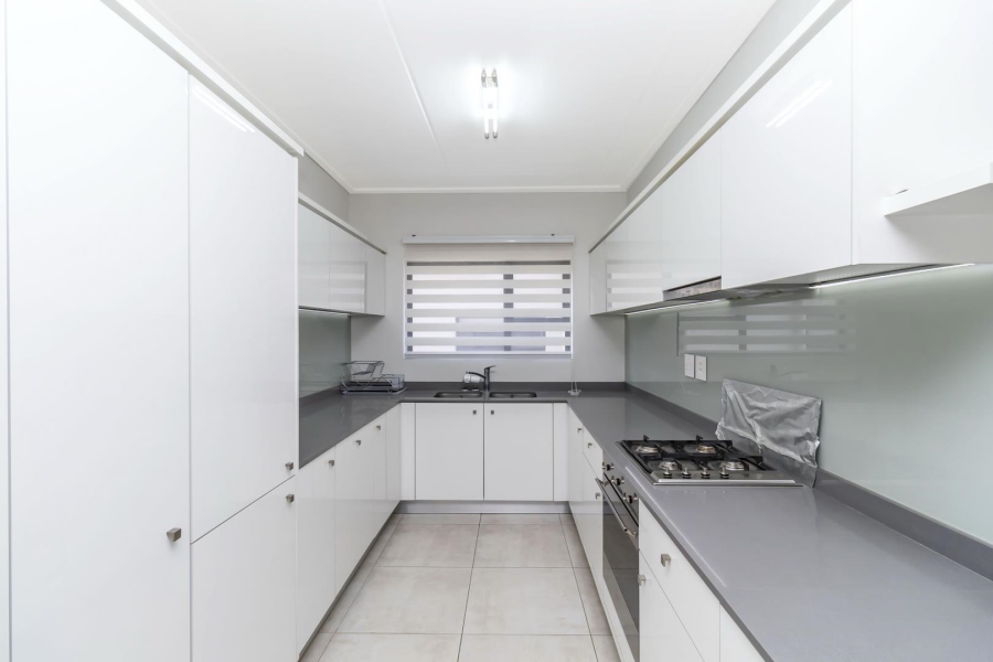 3 Bedroom Property for Sale in The Polofields Gauteng