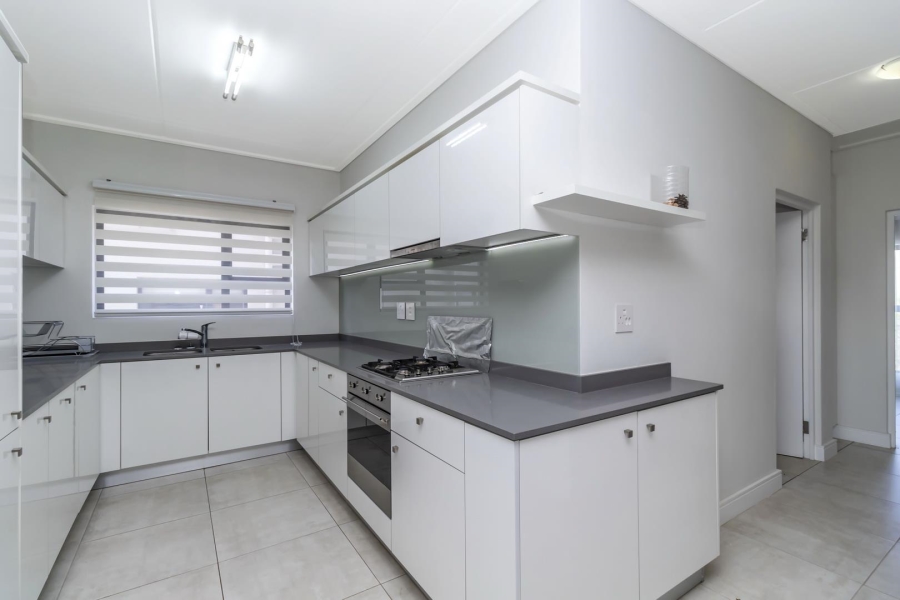 3 Bedroom Property for Sale in The Polofields Gauteng