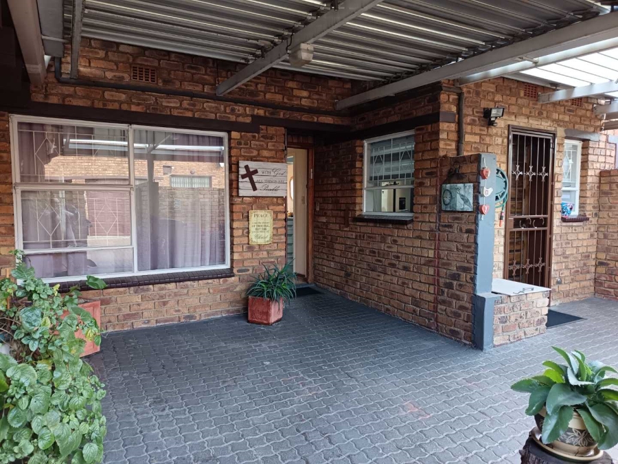 3 Bedroom Property for Sale in Randhart Gauteng