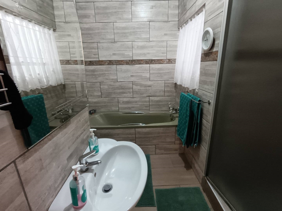 3 Bedroom Property for Sale in Randhart Gauteng